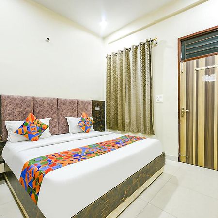 Fabexpress Galaxy Hotel Nayagaon Luaran gambar