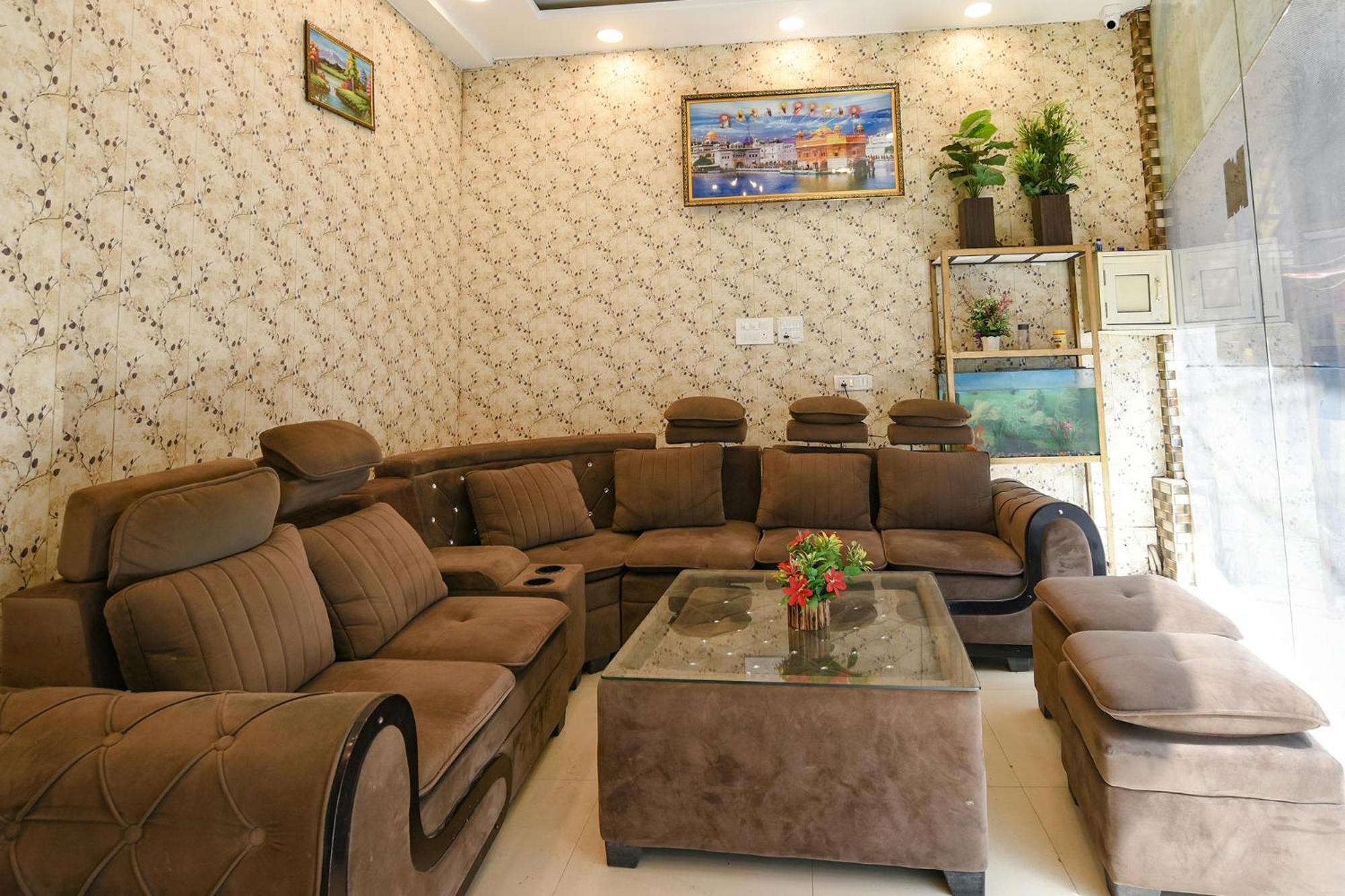 Fabexpress Galaxy Hotel Nayagaon Luaran gambar