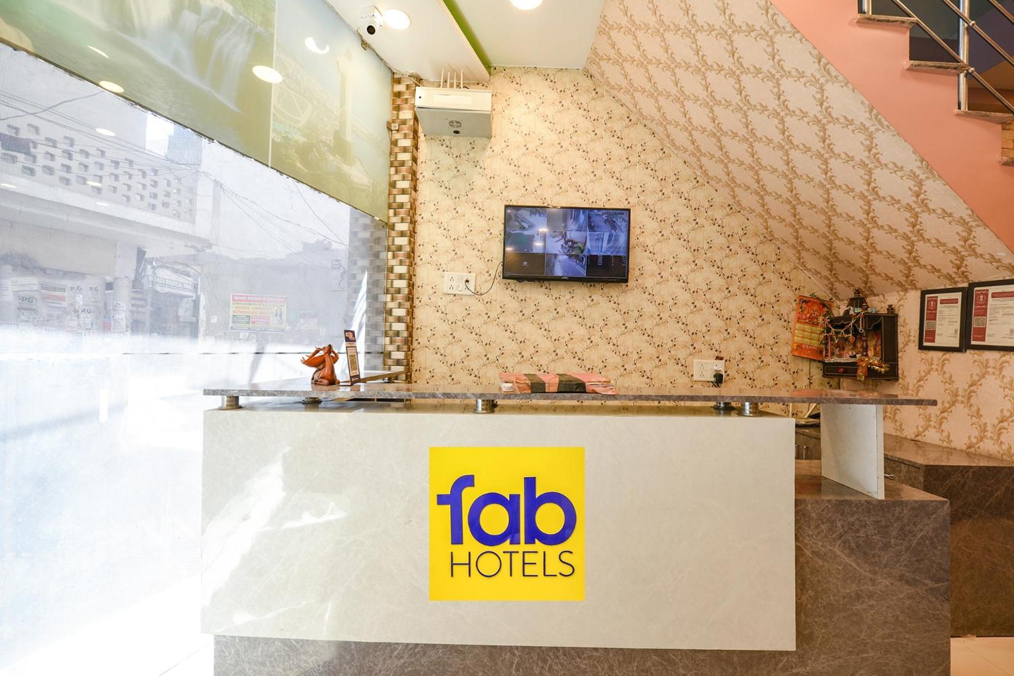 Fabexpress Galaxy Hotel Nayagaon Luaran gambar